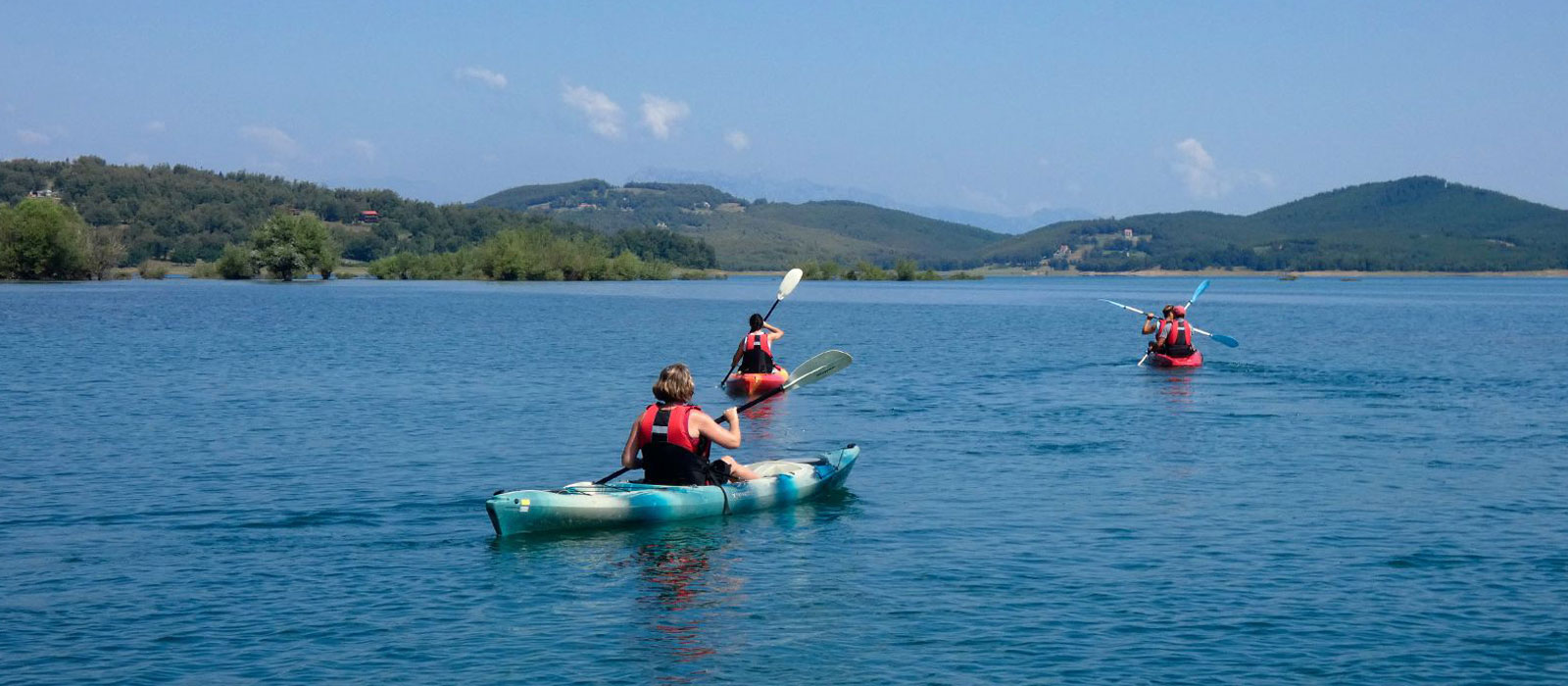 Κανό - καγιάκ στη Λίμνη Πλαστήρα - kayak on Lake Plastiras